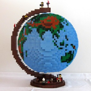 Lego globe_640x640
